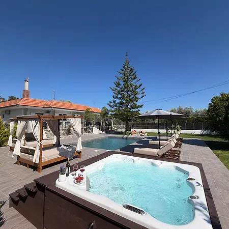 S&t Villa *